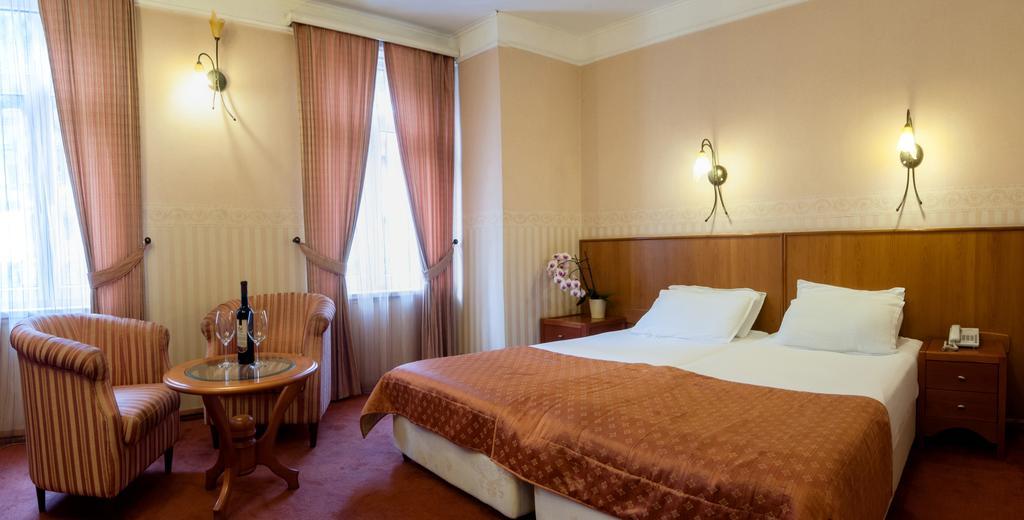 Aleksandar Hotel Vrnjačka Banja Esterno foto
