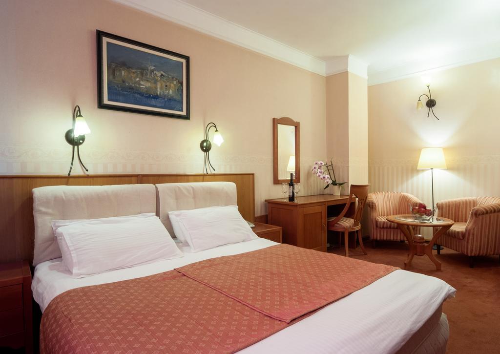 Aleksandar Hotel Vrnjačka Banja Esterno foto